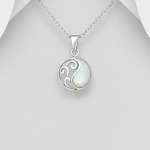 Pendentif Ying et Yang en argent 925ème orné de nacre blanche