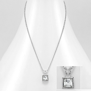 Collier en argent 92.5 et pendentif en cristal Swarovski Crystal