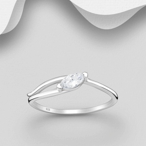 Bague en argent 925ème surmonté d'un zyrconium